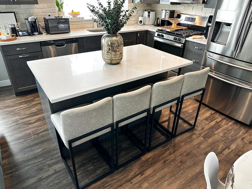 Zestaw 4 Hokerów Barowych - Nowoczesne Hokery Kuchenne ze Skóry Ekologicznej